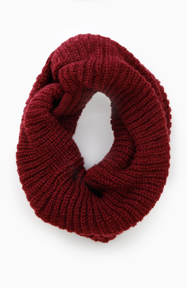 Rolled Edge Knit Infinity Scarf in Burgundy | DAILYLOOK