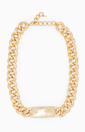 Name Plate Chain Necklace in Gold | DAILYLOOK