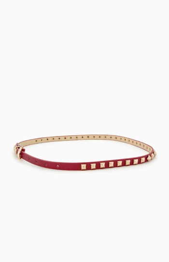 Sleek Studded Belt in Burgundy | DAILYLOOK