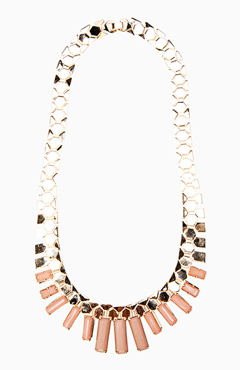 Desert Stone Necklace in Dusty Pink | DAILYLOOK