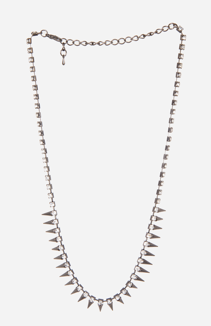DAILYLOOK Spiked Rhinestone Necklace in Gunmetal | DAILYLOOK