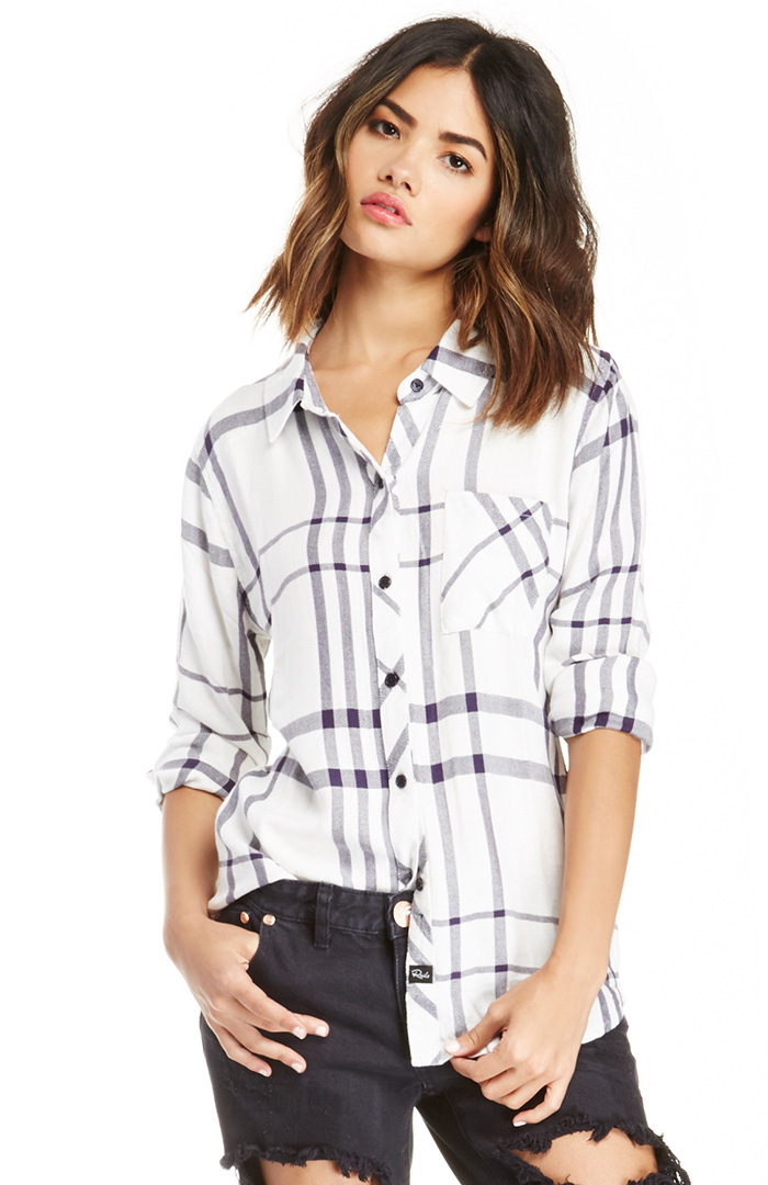 Rails Hunter Button Down Plaid Shirt in Navy | DAILYLOOK