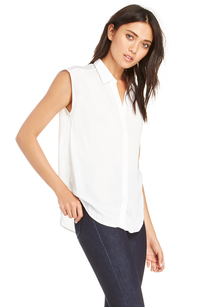 Cultivated Collar Shirt in White | DAILYLOOK