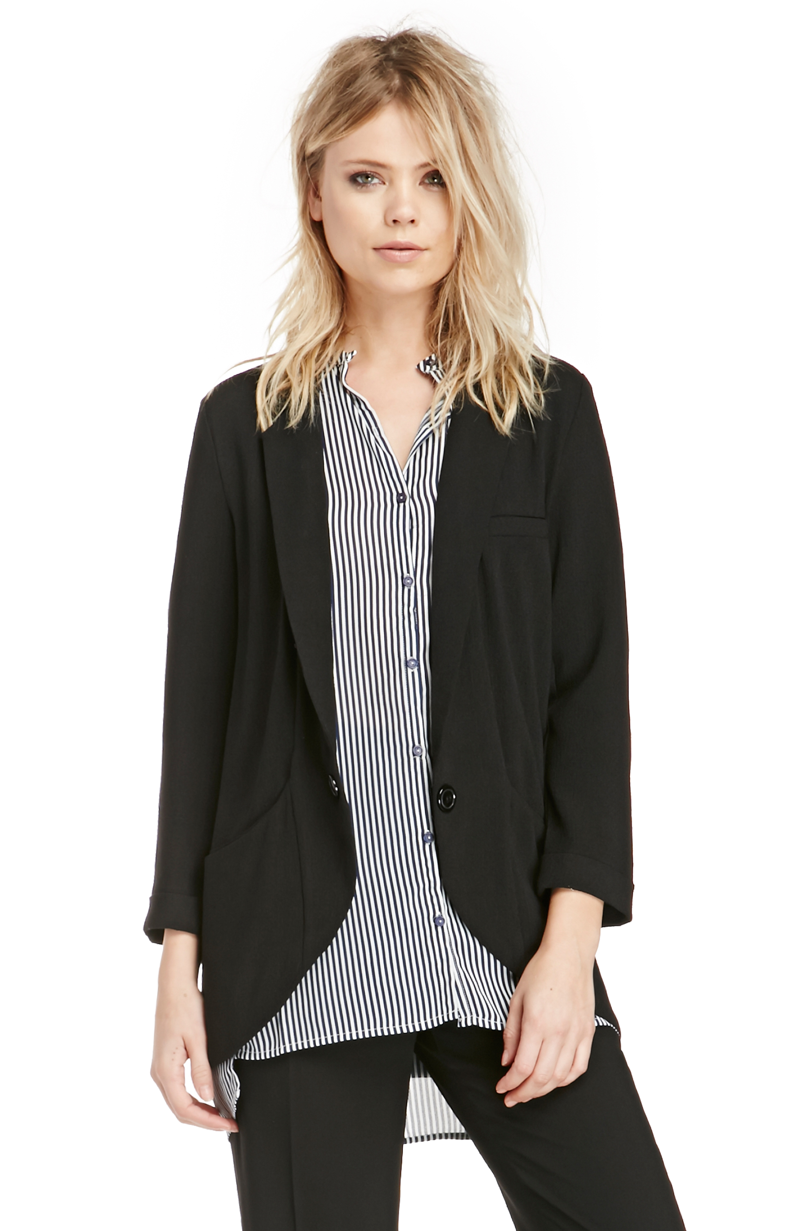 DAILYLOOK Cuffed Boyfriend Blazer in Black M | DAILYLOOK