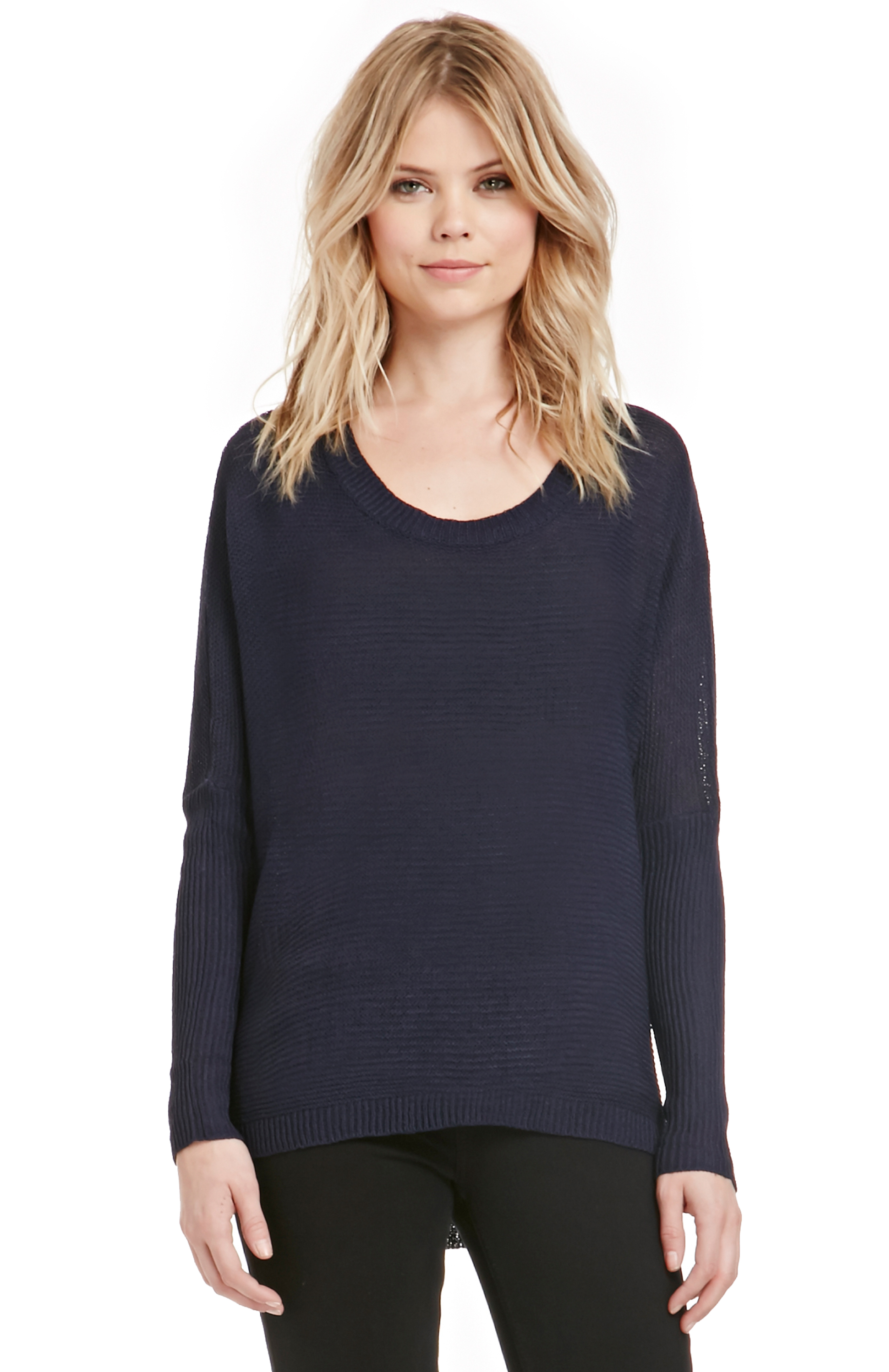 Denzel High Low Knit Sweater in Navy | DAILYLOOK