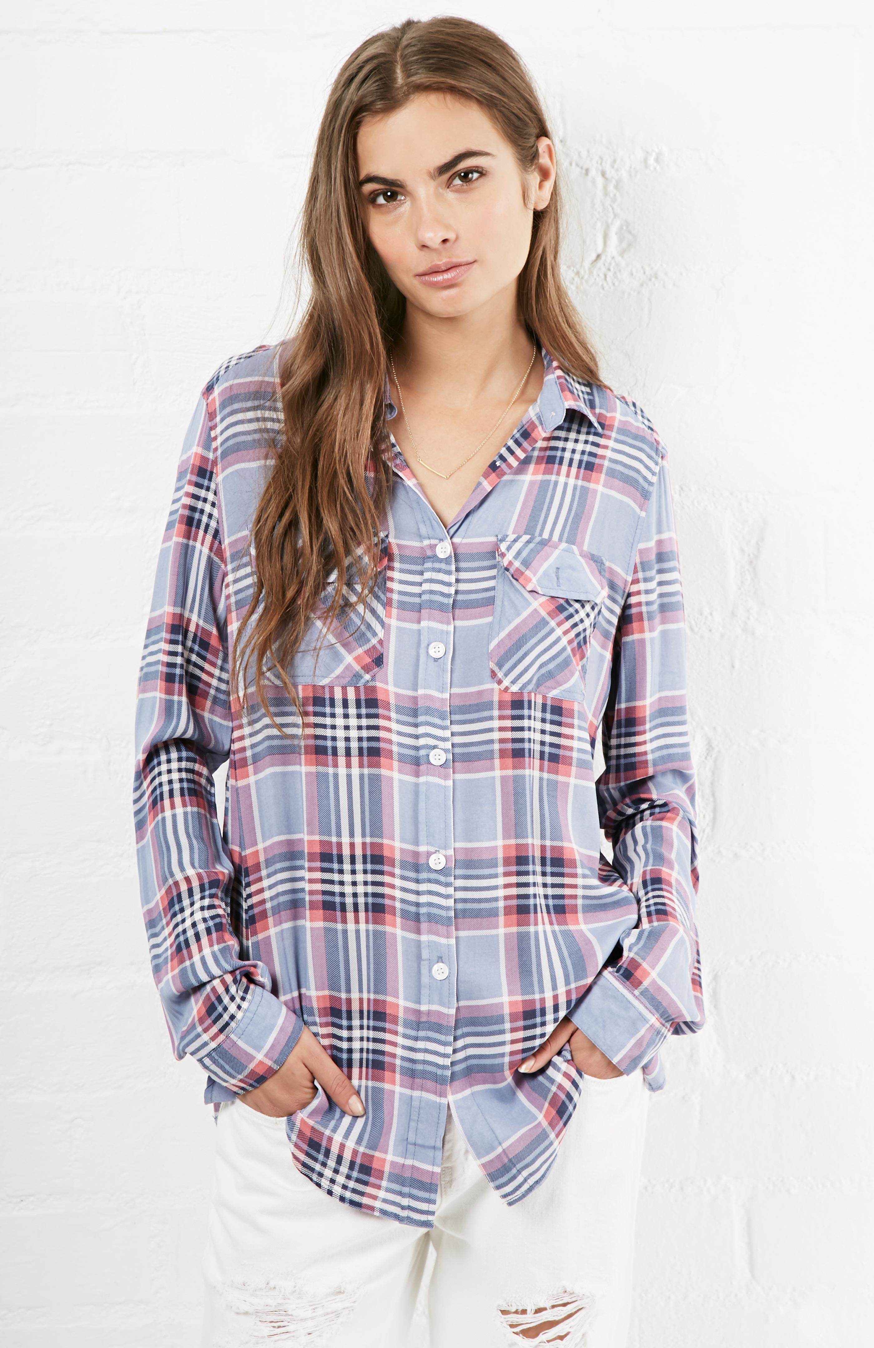 Six Crisp Days Classic Plaid Button Down Shirt in Light Blue | DAILYLOOK