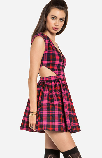 Plaid Cutout Dress in Pink | DAILYLOOK
