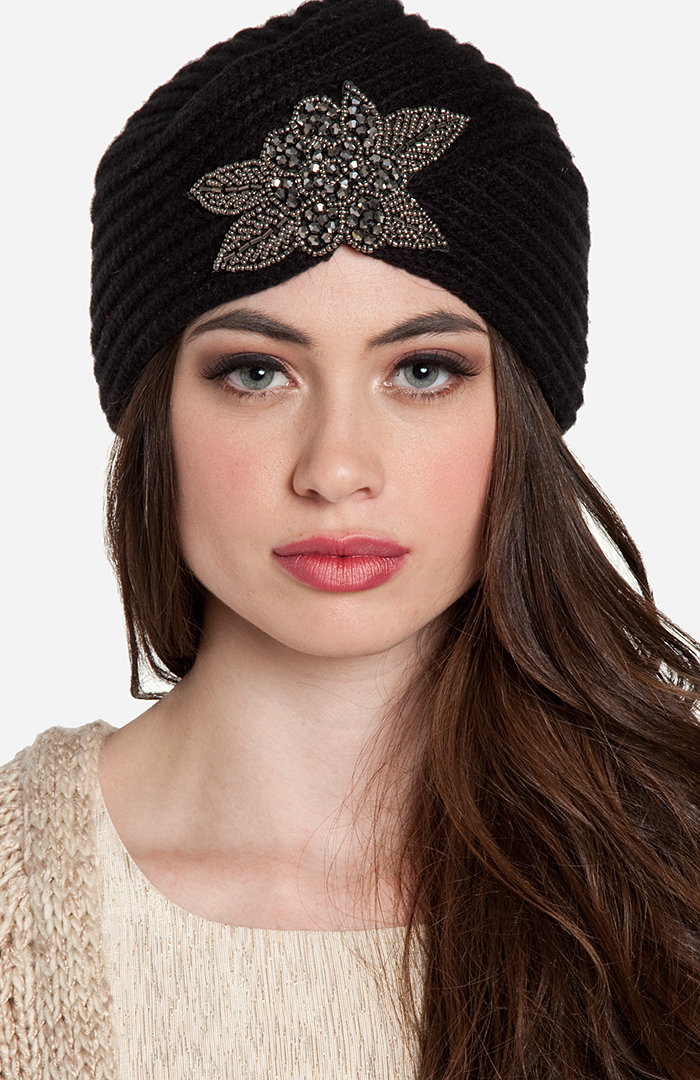 Beaded Flower Turban Beanie in Black | DAILYLOOK