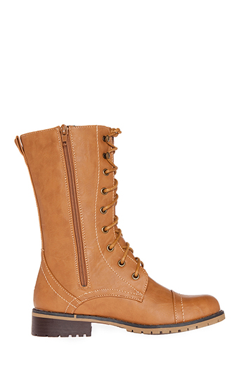 Utility Lace Up Boots in Camel | DAILYLOOK
