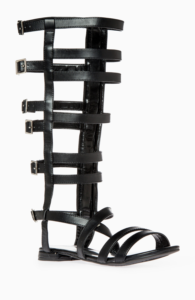 Knee High Gladiator Sandals in Black | DAILYLOOK