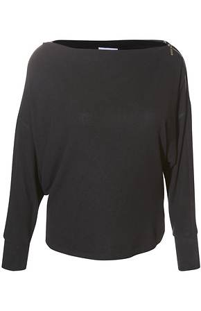 black boat neck long sleeve top