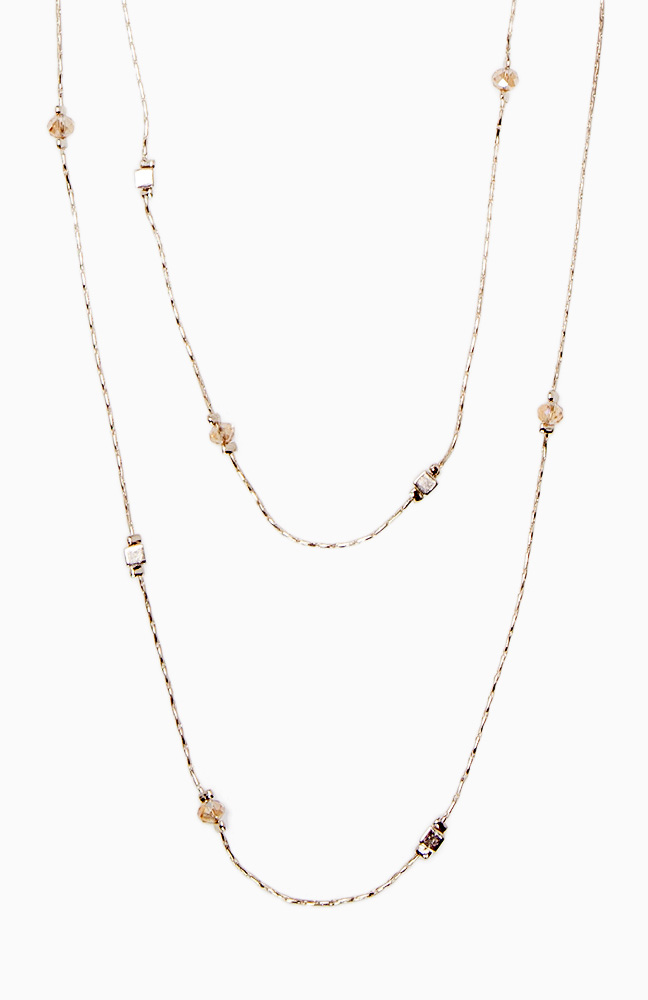 Delicate Sparkling Chain Necklace in Gold | DAILYLOOK