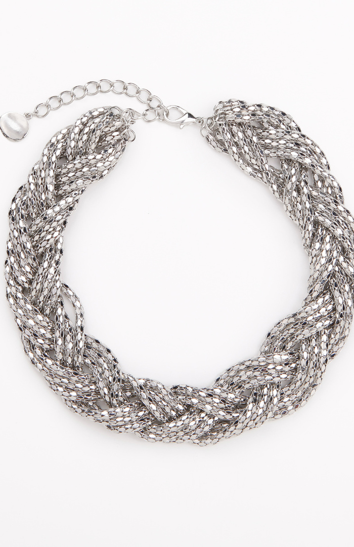 Shining Time Chain Necklace in Silver | DAILYLOOK