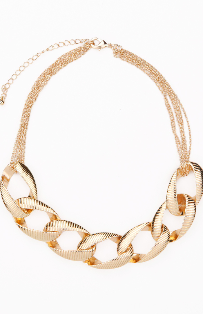 Double Textured Gold Chain Necklace in Gold | DAILYLOOK