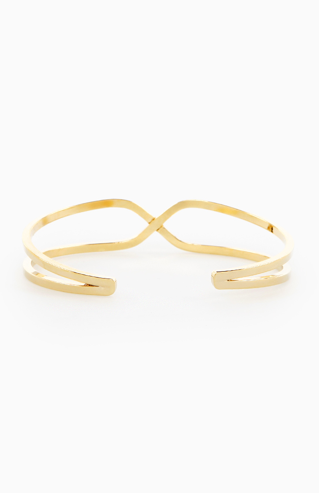 Infinity Cuff Bracelet in Gold | DAILYLOOK