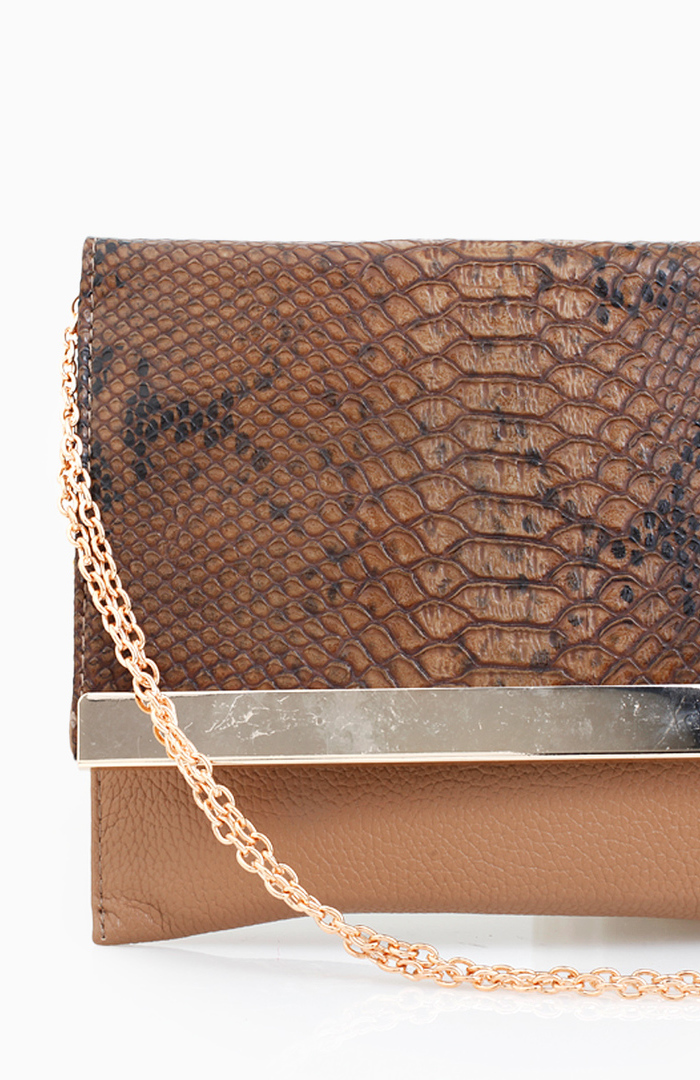 Reptile Two-Tone Clutch in Brown | DAILYLOOK