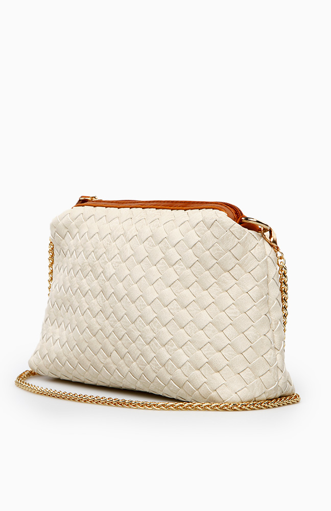 round basket weave bag