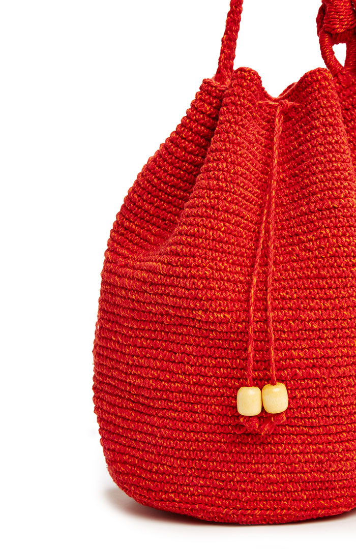 Stela 9 Crochet Beach Bag in Red | DAILYLOOK