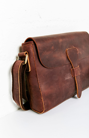 Jesslyn blake messenger bag hot sale