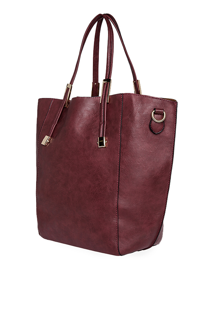 Classic Winged Tote in Burgundy | DAILYLOOK
