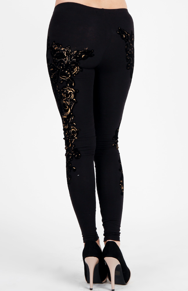 Embroidered Metallic Floral Leggings in Black | DAILYLOOK