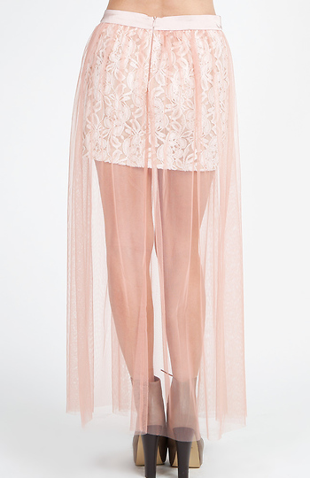 Layered Lace Maxi Skirt in Nude | DAILYLOOK