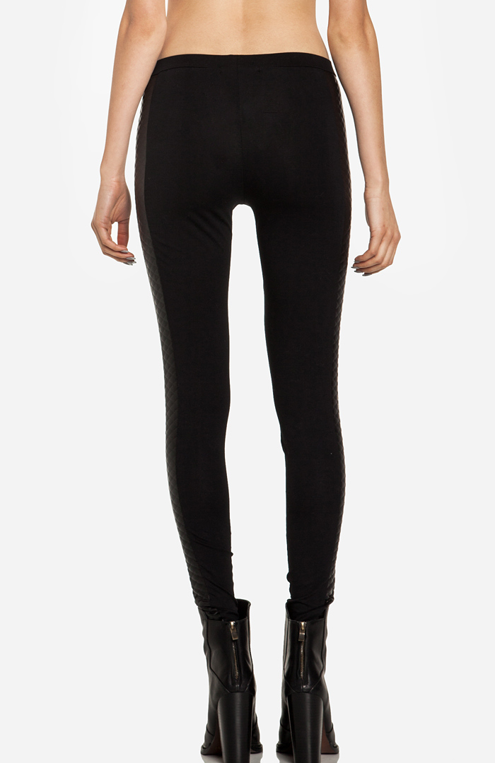 Glamorous Quilted Leatherette Panel Leggings in Black | DAILYLOOK