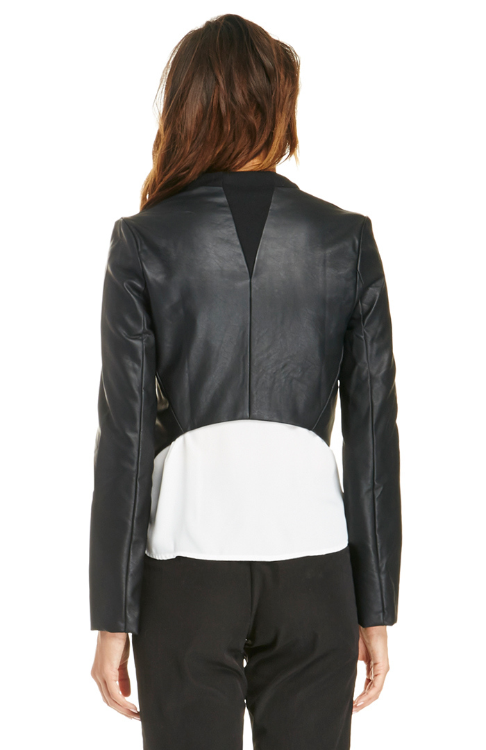 Vegan Leather Cropped Jacket in Black | DAILYLOOK