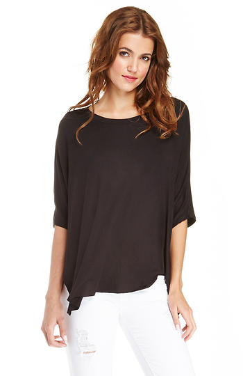 Oversized Split Side Tee in Black | DAILYLOOK