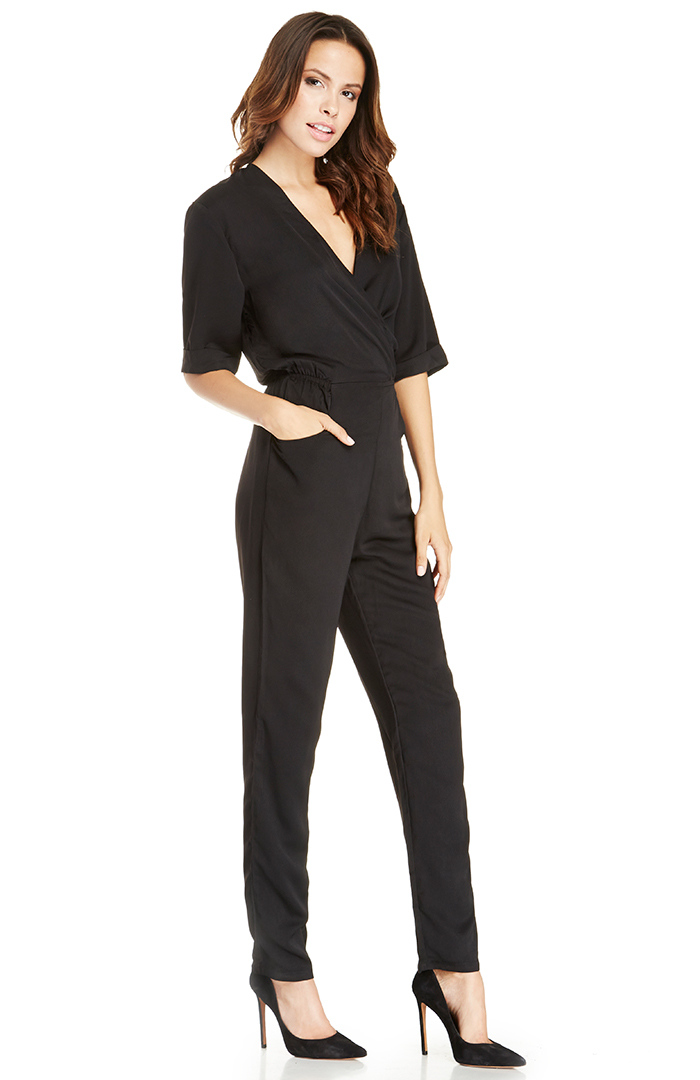 Mid Sleeve Structured Jumpsuit in Black | DAILYLOOK