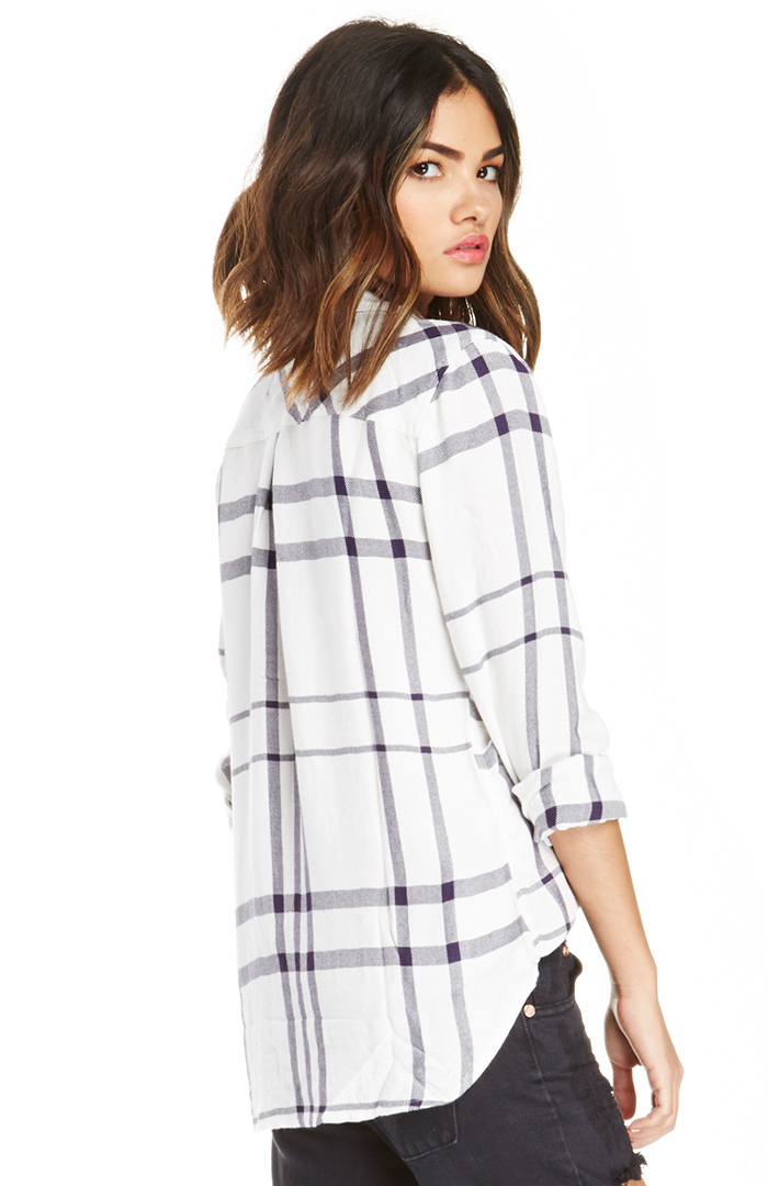 Rails Hunter Button Down Plaid Shirt in Navy | DAILYLOOK