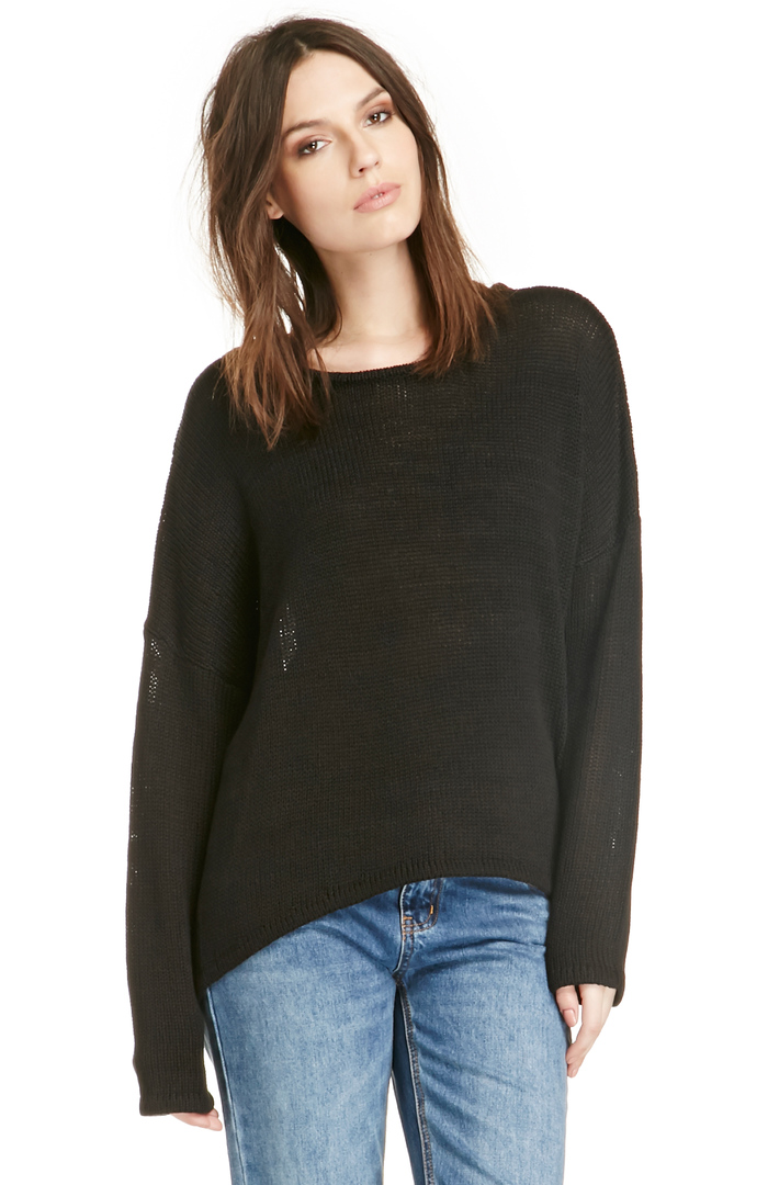 Glamorous Oversized Lightweight Pullover in Black | DAILYLOOK