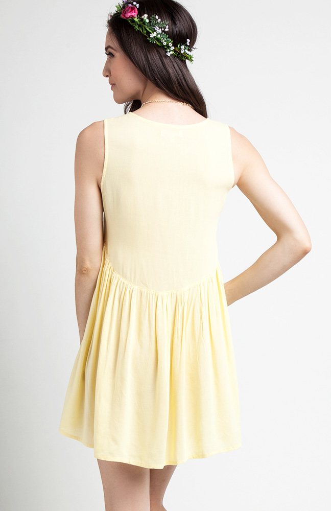 Oversized Button Up Sundress in Yellow | DAILYLOOK