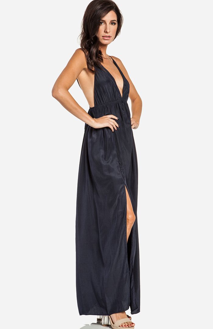 Plunging Maxi Dress in Navy | DAILYLOOK