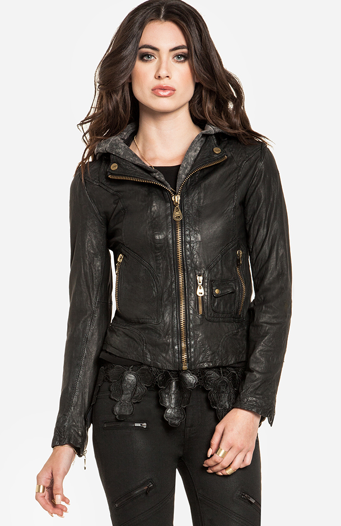 DOMA Ashley Leather Jacket in Black | DAILYLOOK