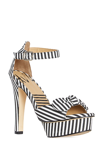 DV8 Dolce Vita Perla Heels in Black/White | DAILYLOOK