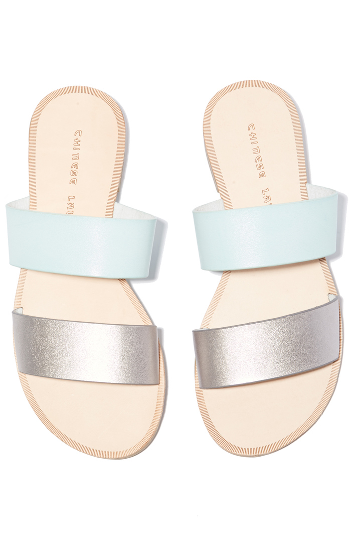 Chinese Laundry Gimme Flat Sandals in Silver | DAILYLOOK