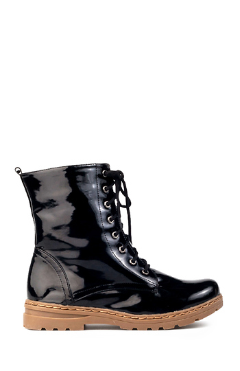 High Gloss Combat Boots in Black | DAILYLOOK