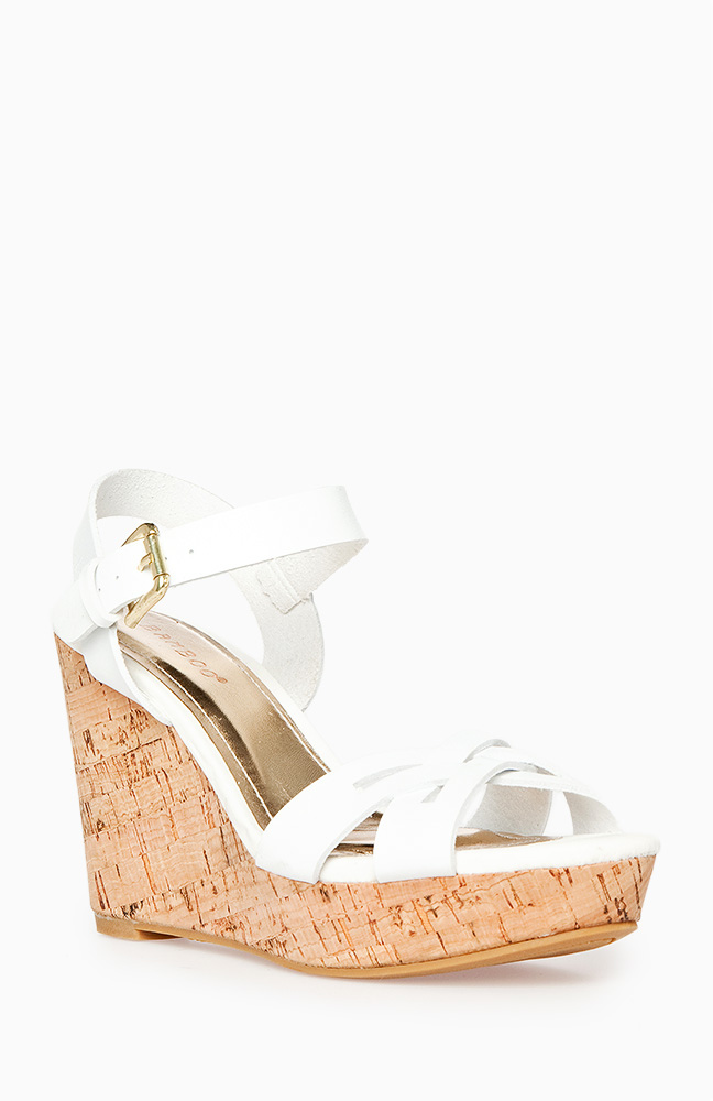 Summer Cork Wedge Sandals in White | DAILYLOOK