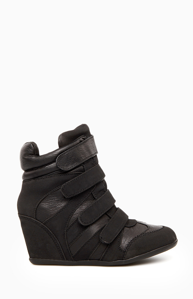 Velcro Sneaker Wedge in Black | DAILYLOOK
