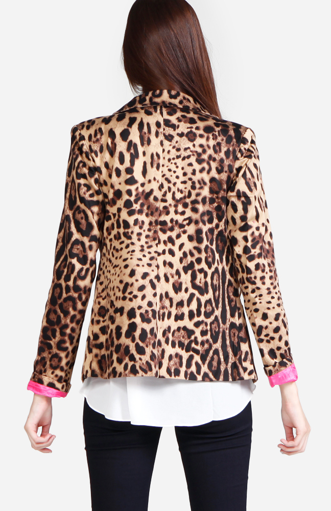Leopard Print Blazer in Brown | DAILYLOOK