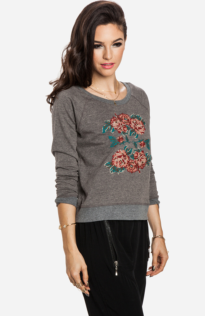 Embroidered Rose Sweatshirt in Grey | DAILYLOOK