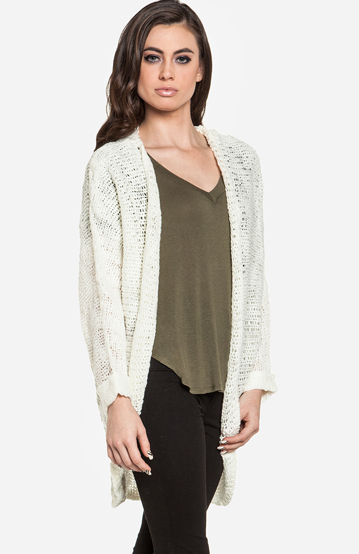 Oversized Dolman Sleeve Sweater In Cream 