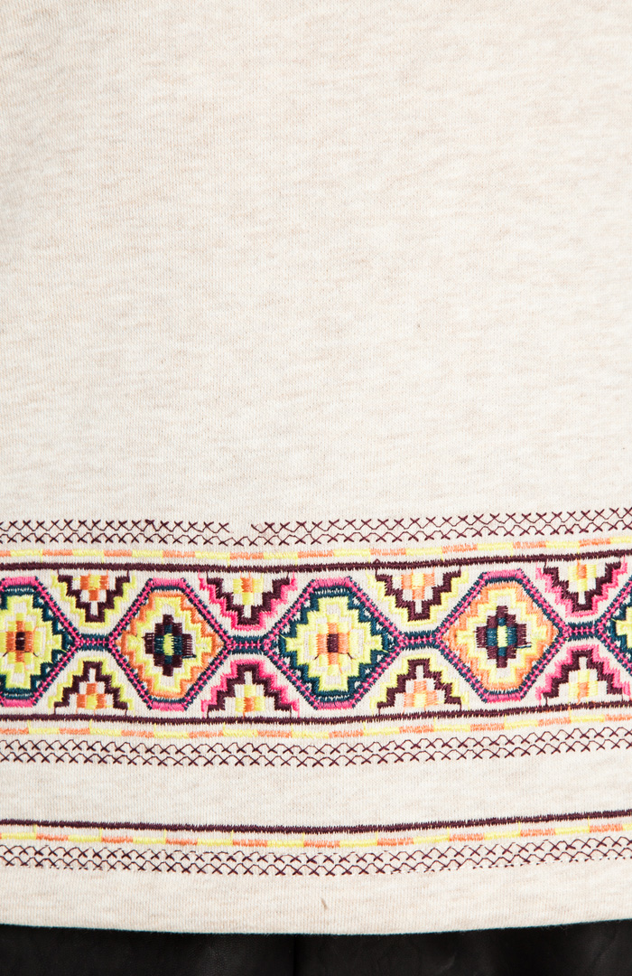 Tribal Embroidered Sweatshirt in Beige | DAILYLOOK